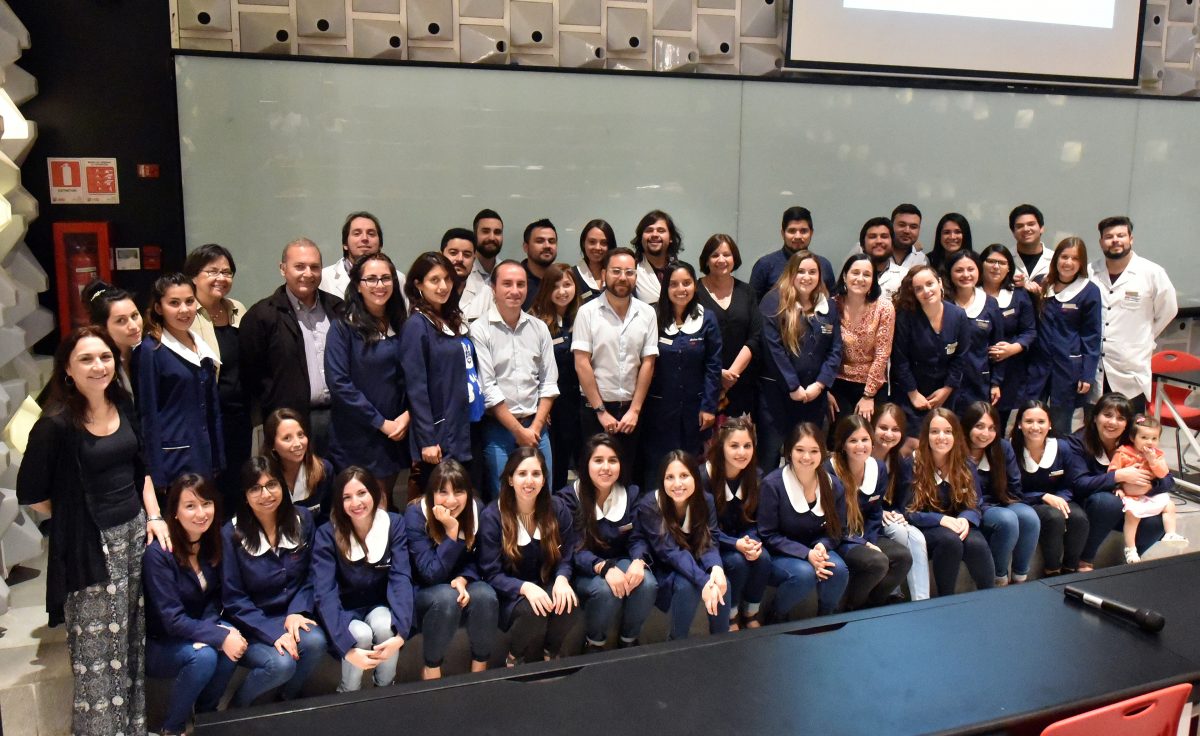 Estudiantes de Pedagogía en Educación General Básica recibieron sus ...