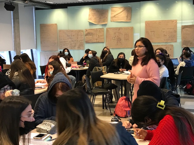 Estudiantes de cuarto año de Pedagogía en Educación Diferencial con ...